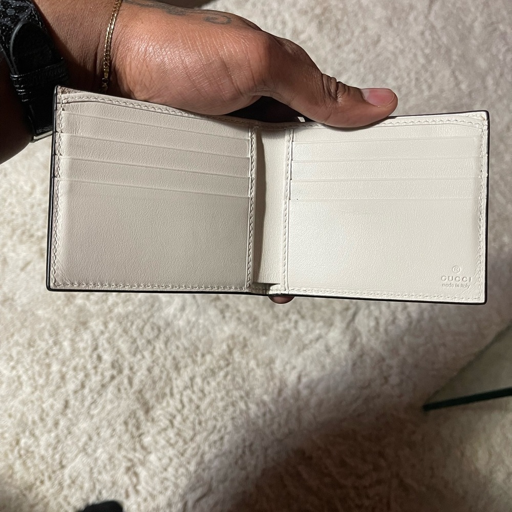 Gucci wallet